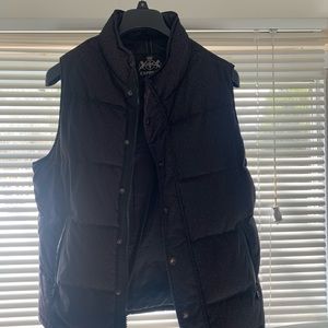 Black Express vest size medium in great condition